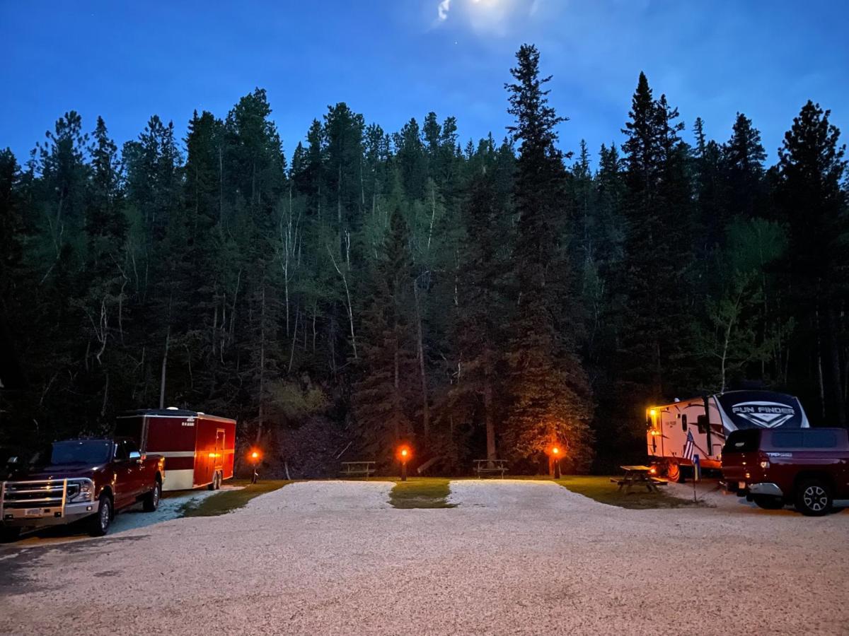 Whitetail Creek Resort Lead Dış mekan fotoğraf